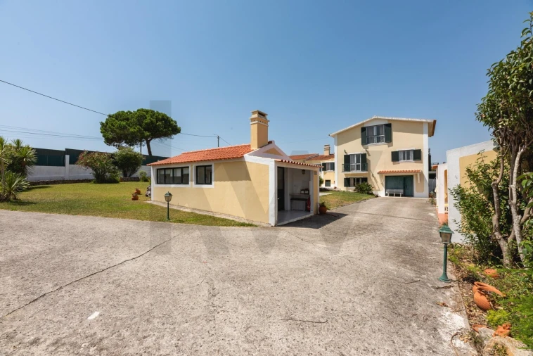 Moradia T4 para Venda em Santa Maria e São Miguel, São Martinho, São Pedro Penaferrim Foto 11