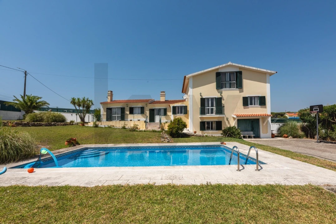 Moradia T4 para Venda em Santa Maria e São Miguel, São Martinho, São Pedro Penaferrim Foto 15