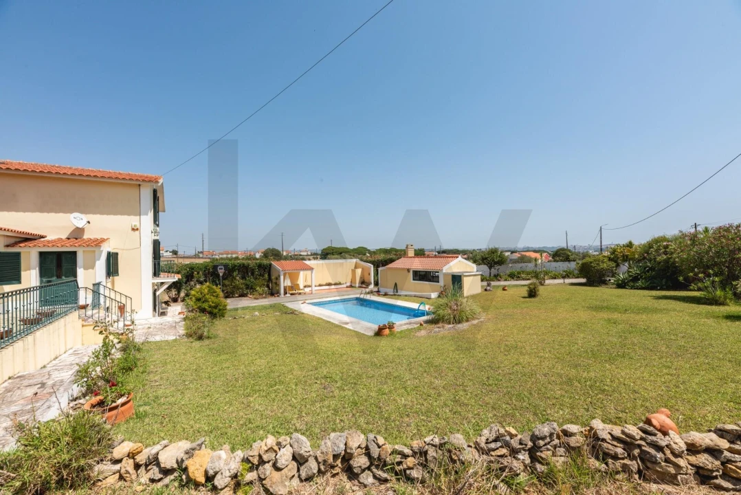 Moradia T4 para Venda em Santa Maria e São Miguel, São Martinho, São Pedro Penaferrim Foto 7