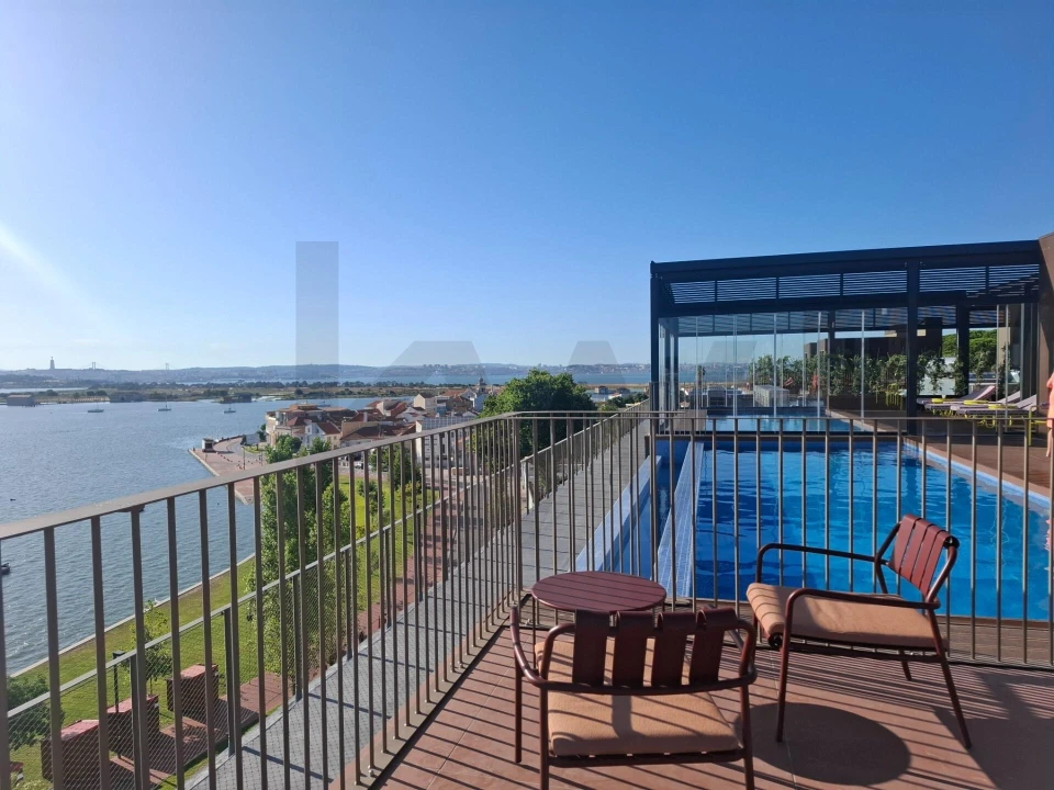 Apartamento T1 para Venda em Seixal, Arrentela e Aldeia de Paio Pires Foto 16