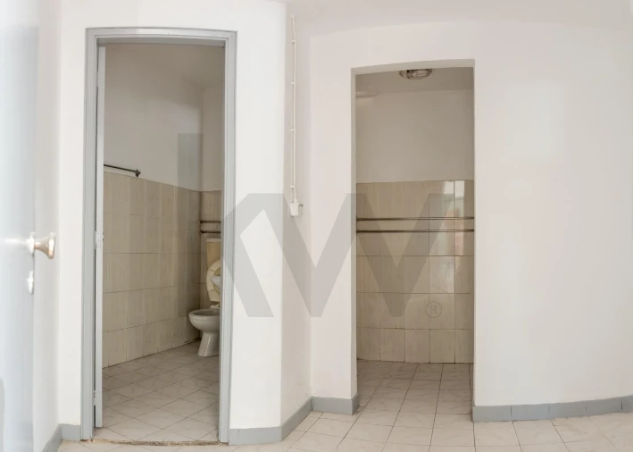 Armazém para Arrendamento em Mafamude e Vilar do Paraíso Foto 25