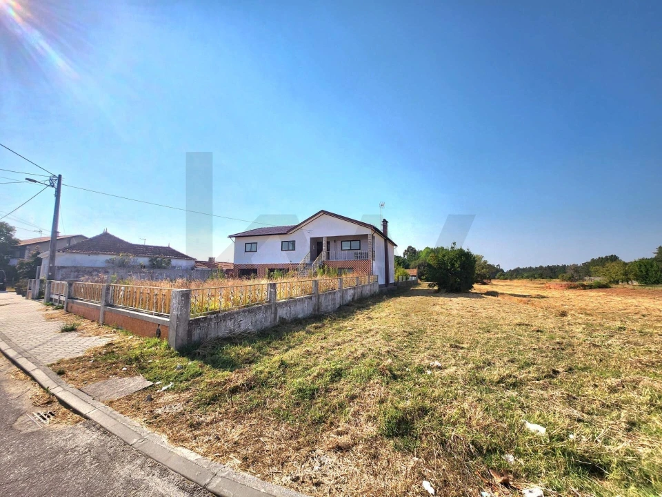 Moradia T3 para Venda em Fonte de Angeão e Covão do Lobo Foto 5