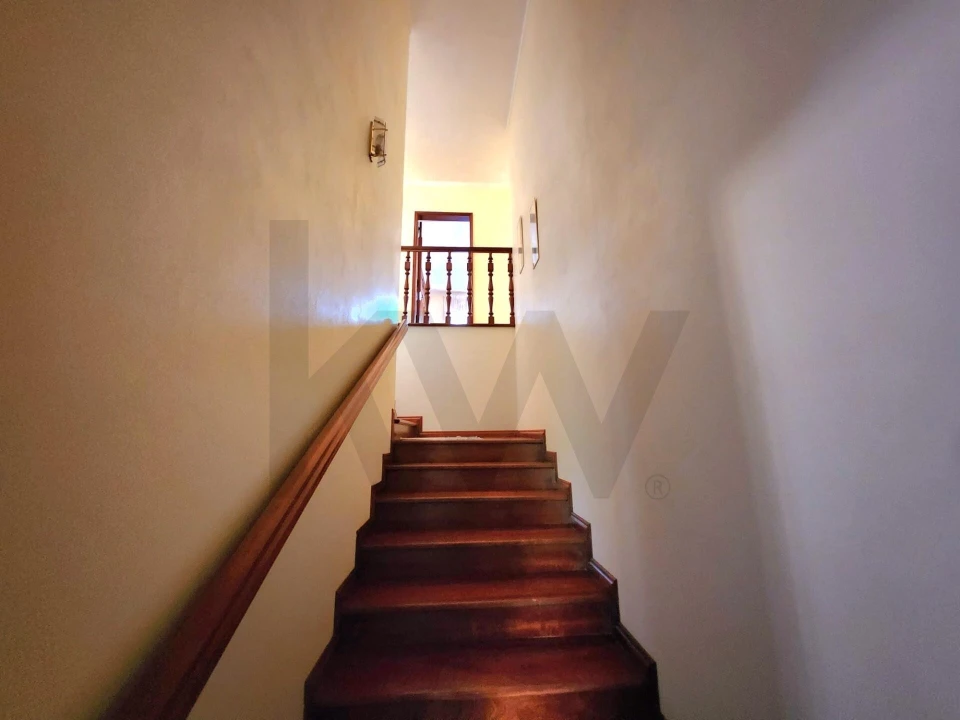 Moradia T3 para Venda em Fonte de Angeão e Covão do Lobo Foto 8