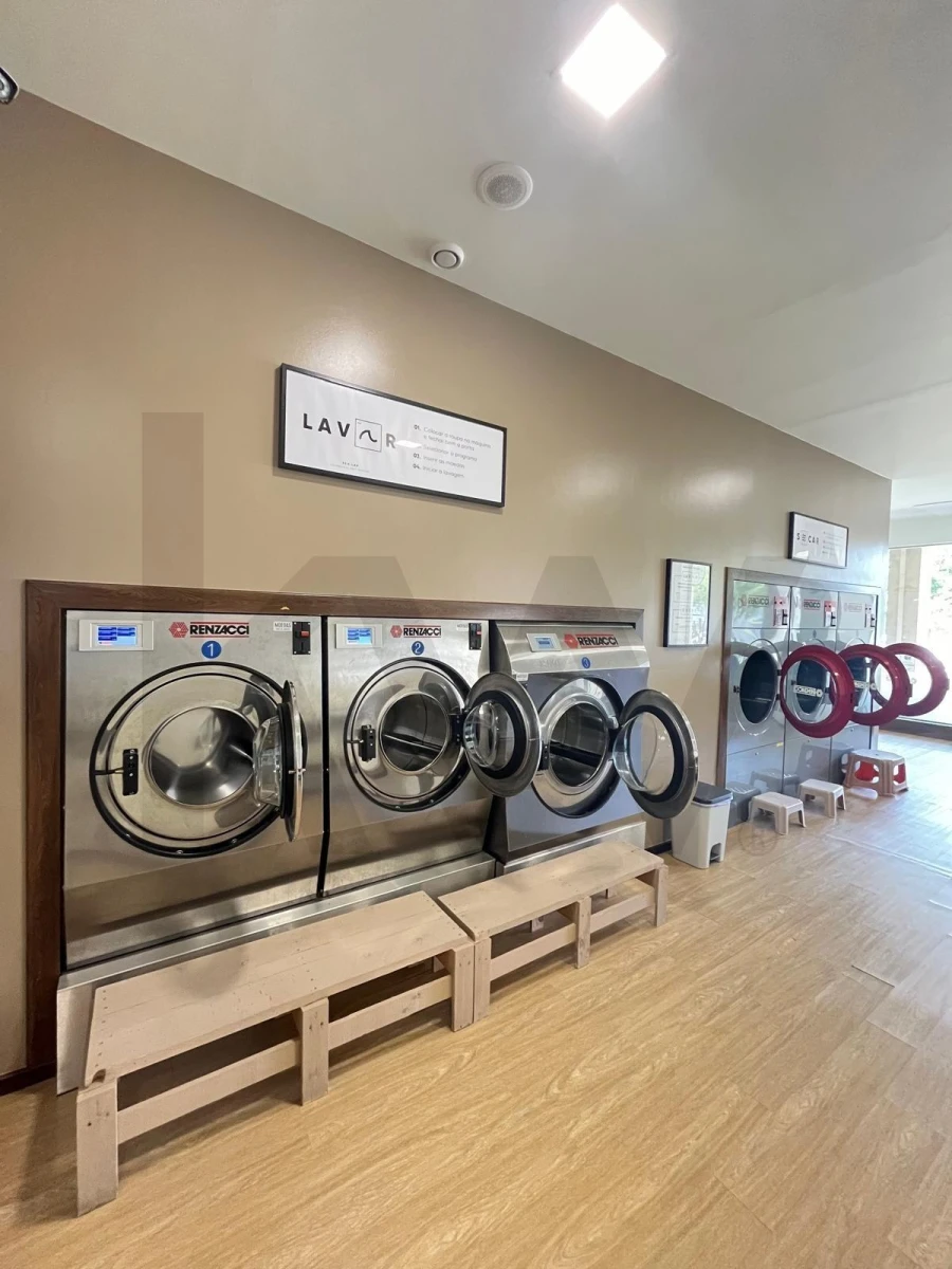 Loja para Trespasse em Santa Maria da Feira, Travanca, Sanfins e Espargo Foto 3