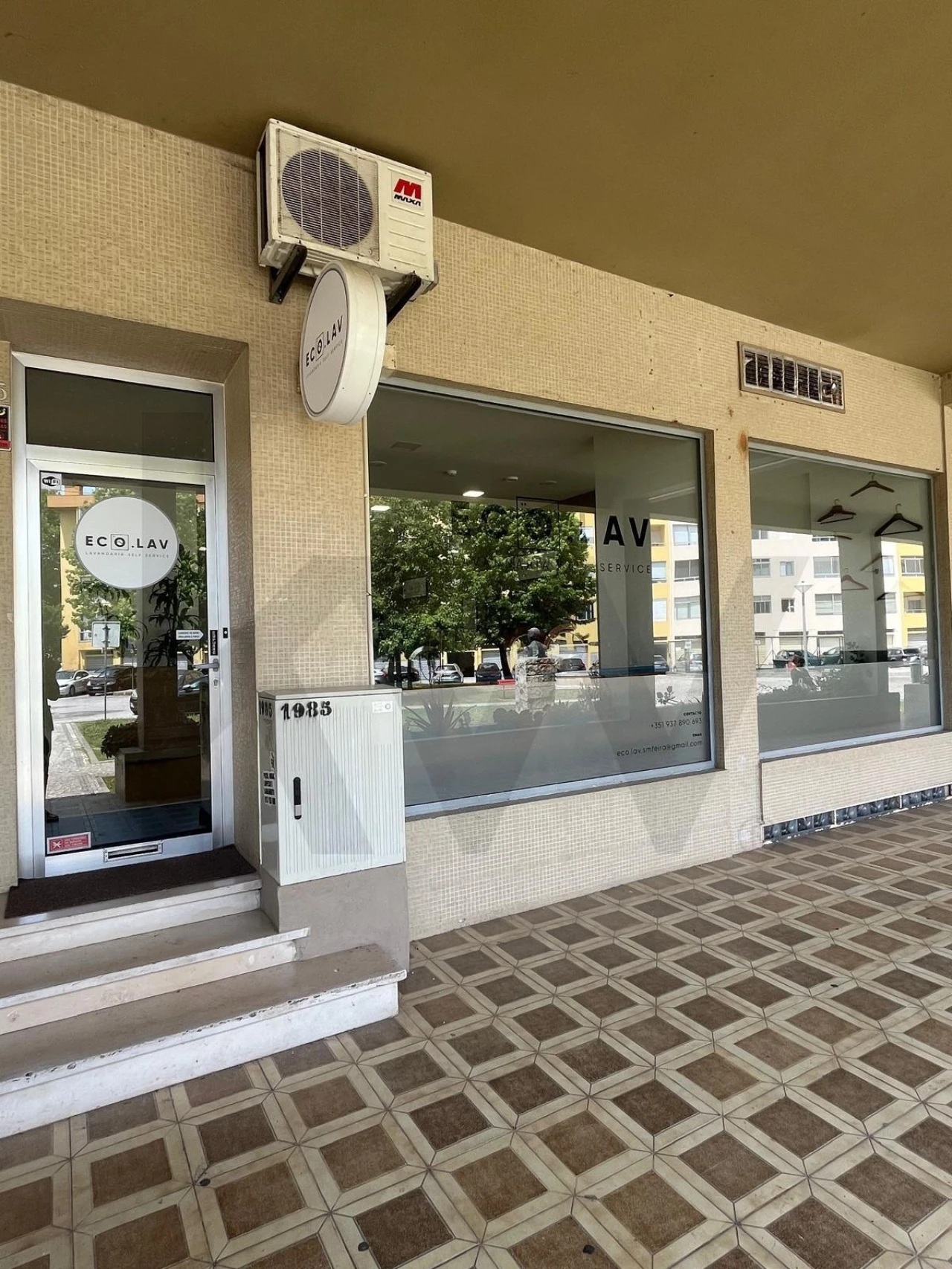 Loja para Trespasse em Santa Maria da Feira, Travanca, Sanfins e Espargo Foto 1