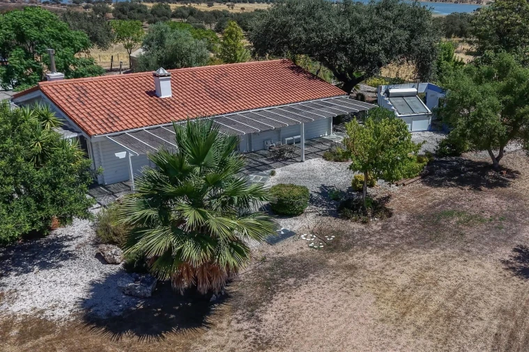 Moradia T2 para Venda em Terena (São Pedro) Foto 80