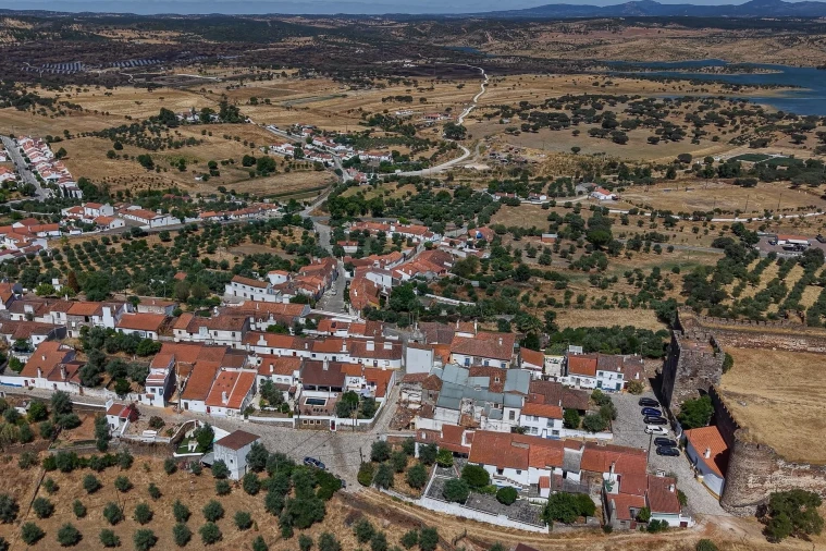 Moradia T2 para Venda em Terena (São Pedro) Foto 70