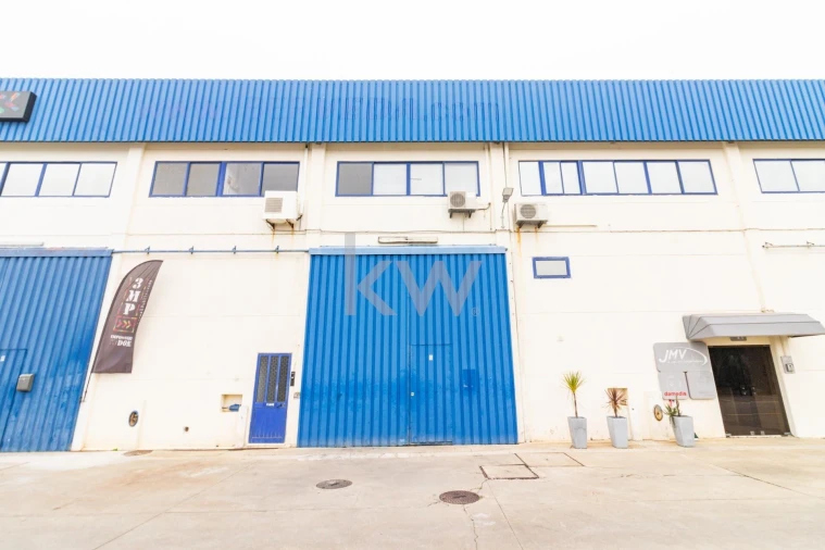 Armazém para Venda em São João das Lampas e Terrugem Foto 3