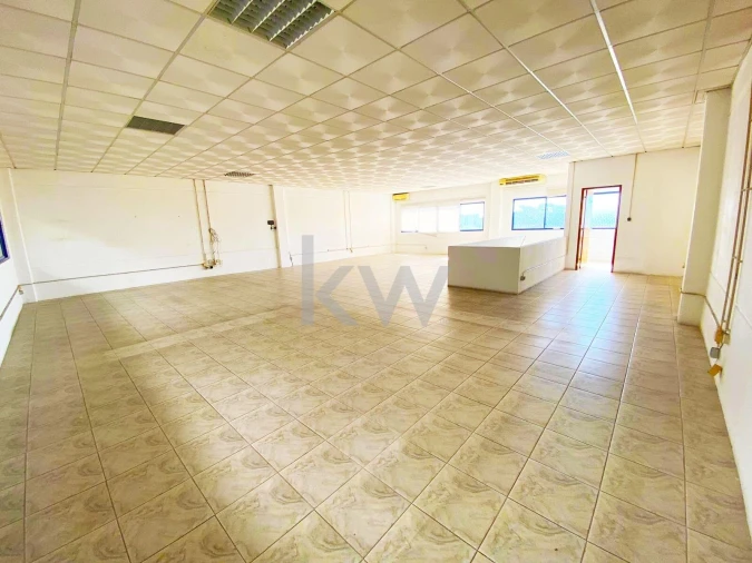 Armazém para Venda em São João das Lampas e Terrugem Foto 5