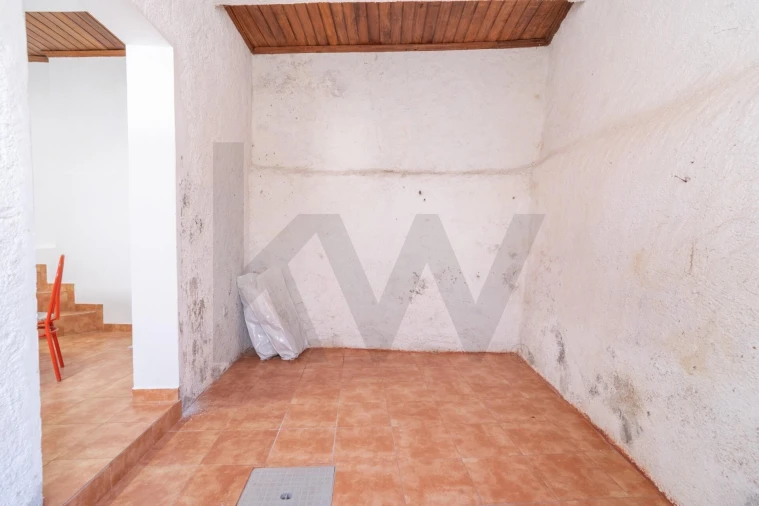 Moradia T2 para Venda em Lousã e Vilarinho Foto 8