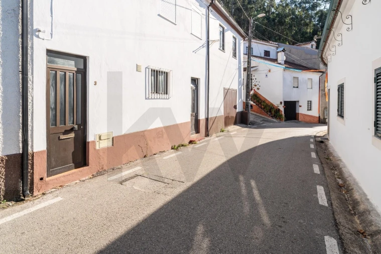 Moradia T2 para Venda em Lousã e Vilarinho Foto 27