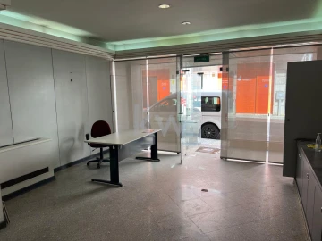 Loja para Arrendamento em Avenidas Novas