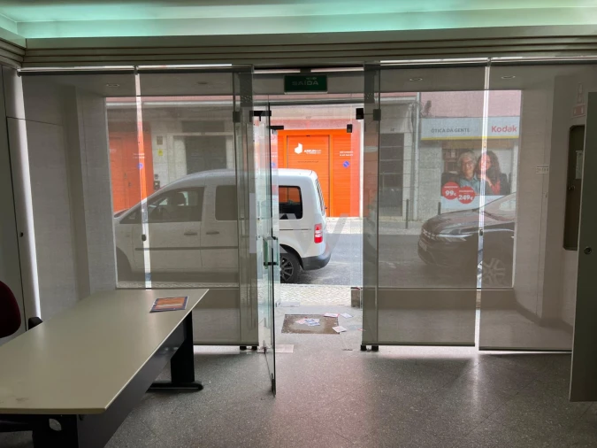 Loja para Arrendamento em Avenidas Novas Foto 3