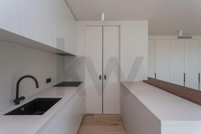 Apartamento T3 para Venda em Avenidas Novas