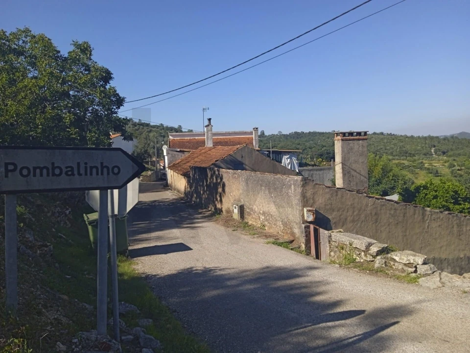 Moradia T3 para Venda em Degracias e Pombalinho Foto 1