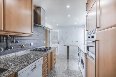 Apartamento T3 para Arrendamento em Cascais e Estoril