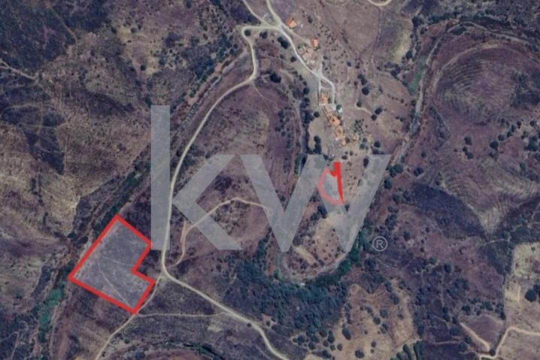 Terreno para Venda em Martim Longo Foto 3