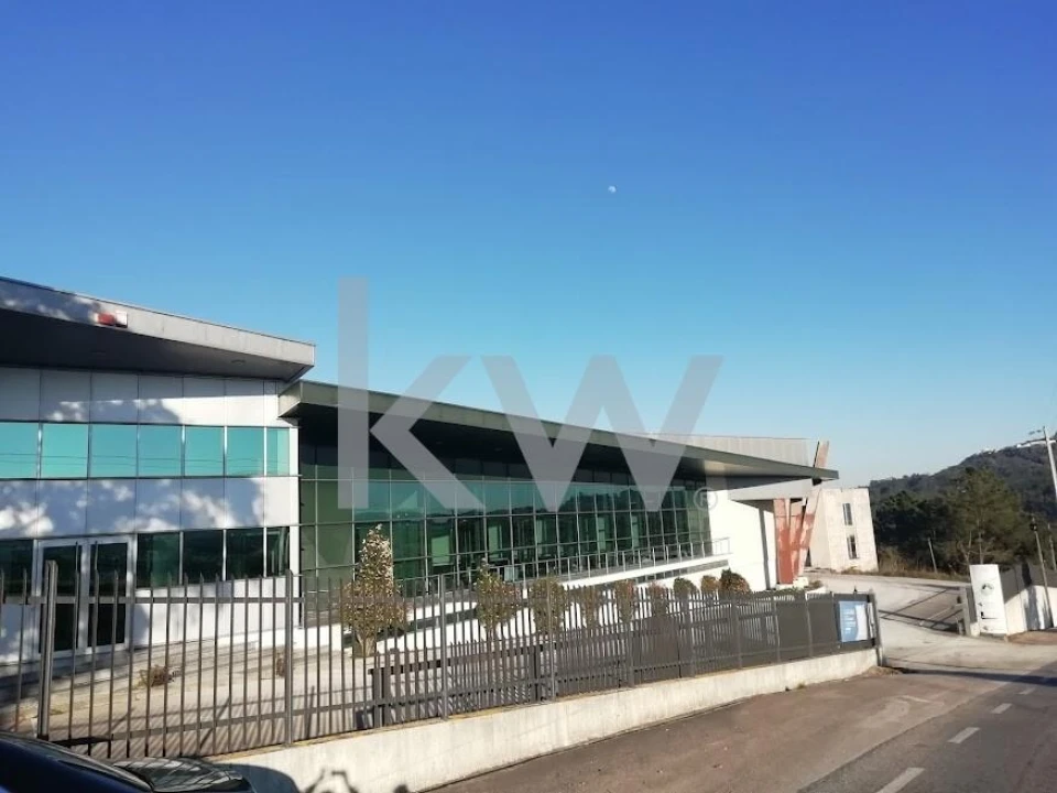 Armazém para Venda em Atouguia Foto 4