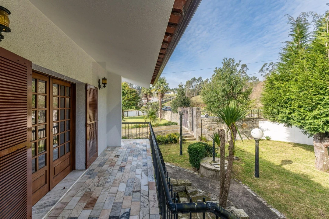 Moradia T4 para Venda em Fragoso Foto 60