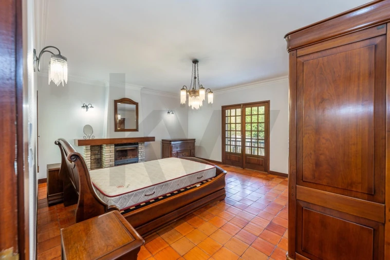 Moradia T4 para Venda em Fragoso Foto 18