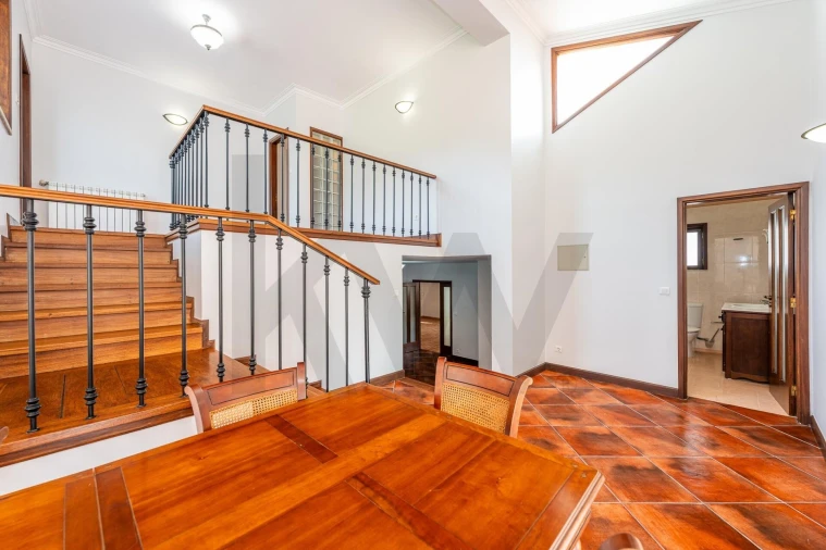 Moradia T4 para Venda em Fragoso Foto 4