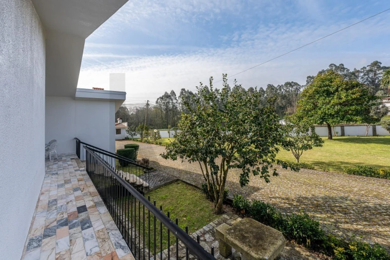 Moradia T4 para Venda em Fragoso Foto 61