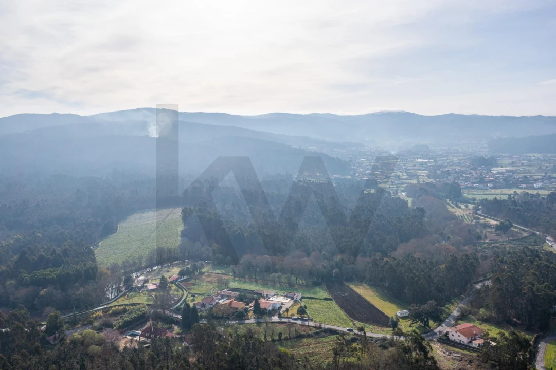 Moradia T4 para Venda em Fragoso Foto 73