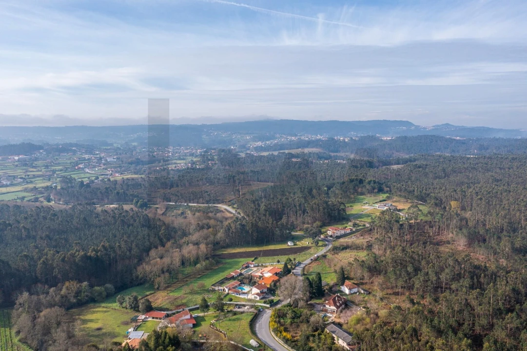 Moradia T4 para Venda em Fragoso Foto 75