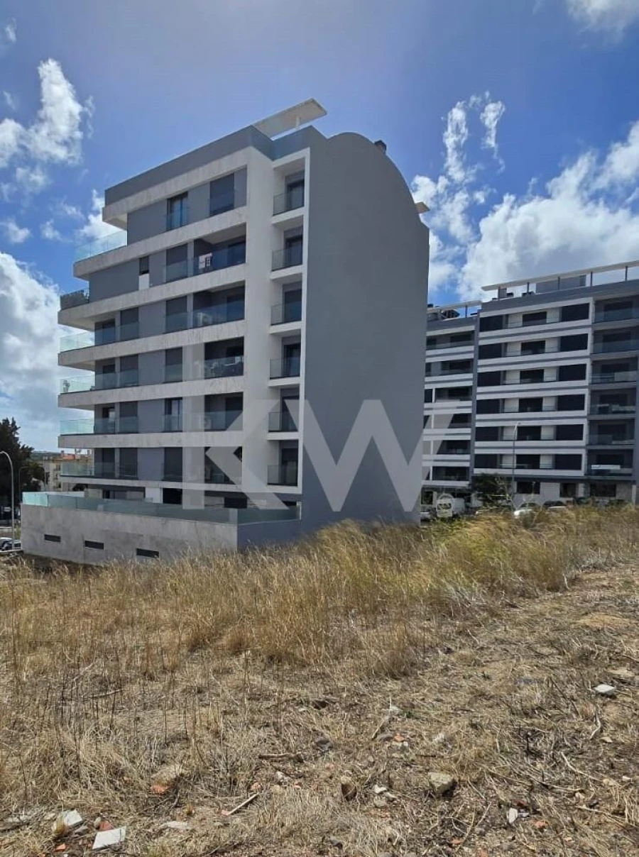 Terreno para Venda em Venteira Foto 2