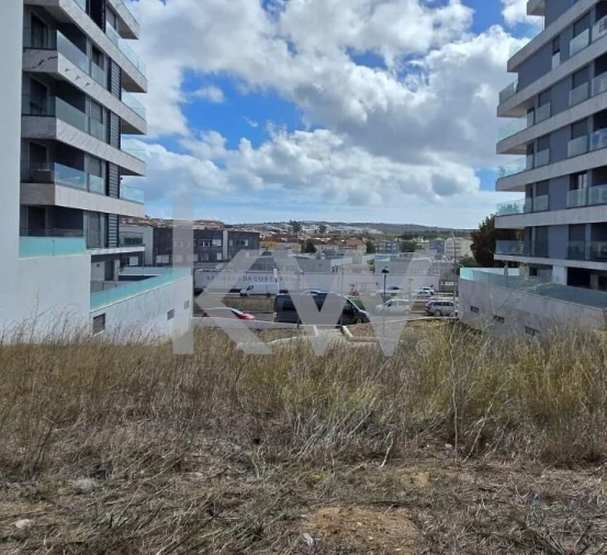 Terreno para Venda em Venteira Foto 1