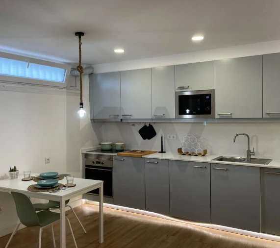 Loja para Venda em Algés, Linda-A-Velha e Cruz Quebrada-Dafundo