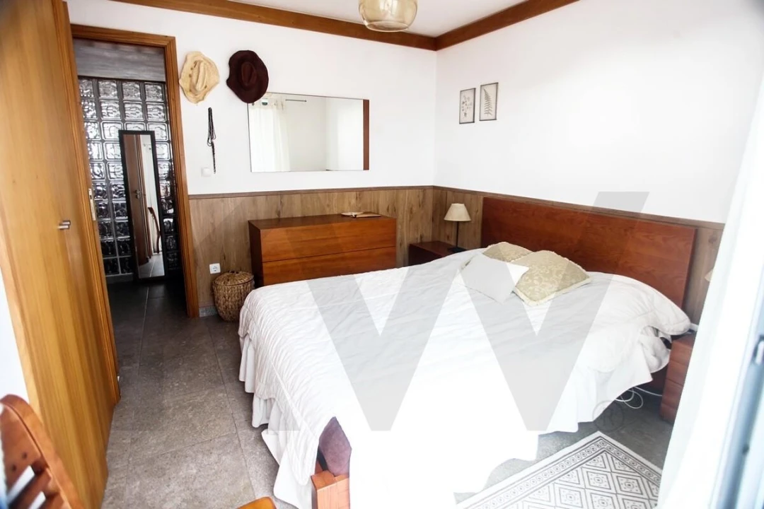 Apartamento T1 para Venda em Calheta Foto 5