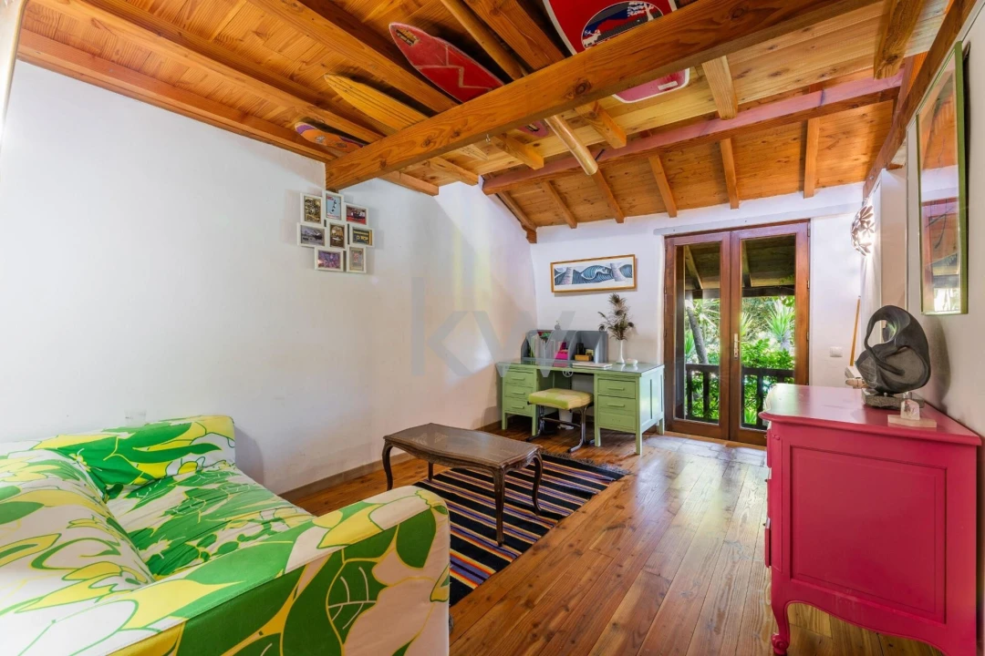 Moradia T4 para Venda em Recarei Foto 15