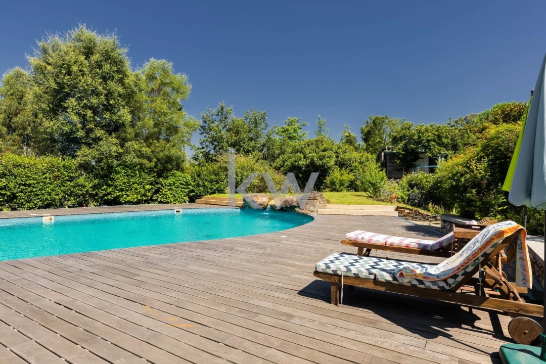 Moradia T4 para Venda em Recarei Foto 30