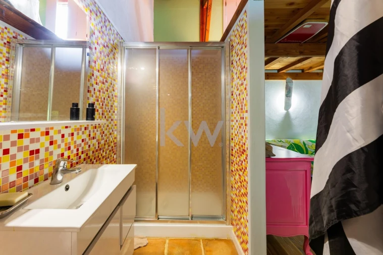 Moradia T4 para Venda em Recarei Foto 18