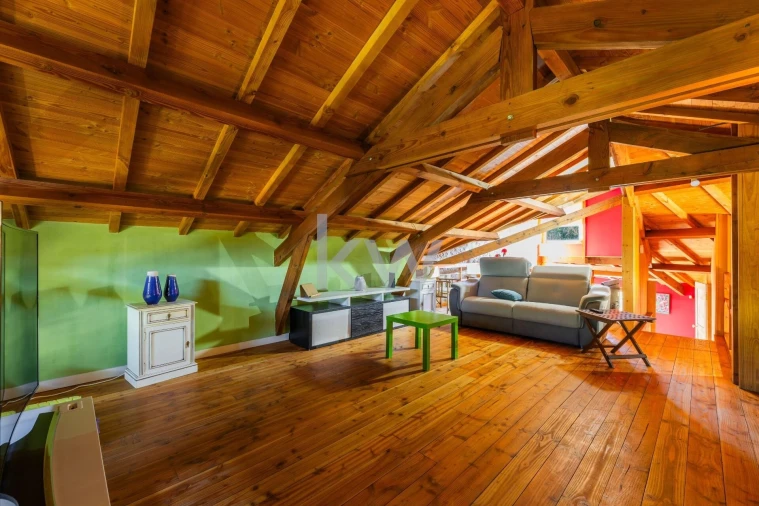 Moradia T4 para Venda em Recarei Foto 11