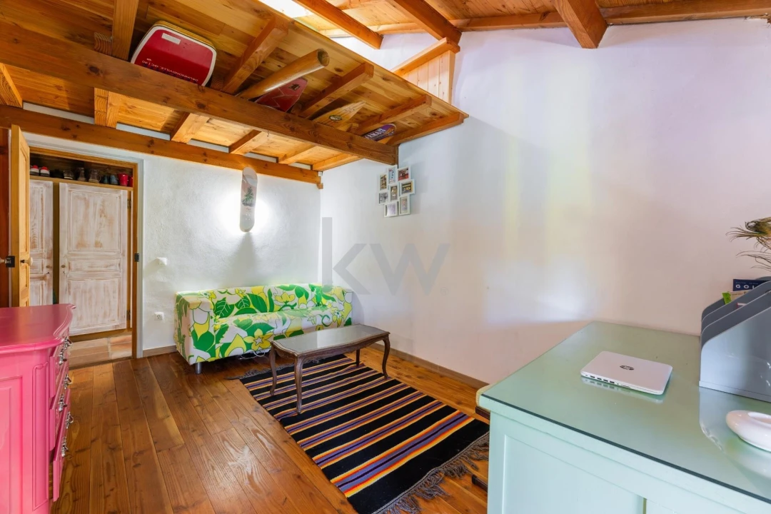 Moradia T4 para Venda em Recarei Foto 17