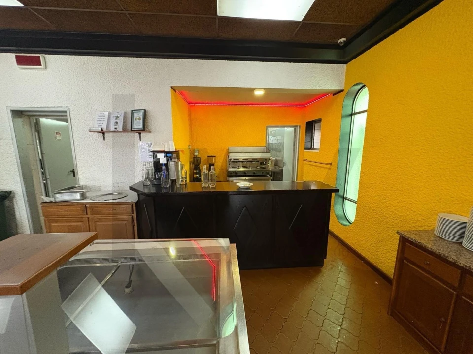 Negócio para Venda em Aguada de Cima Foto 12