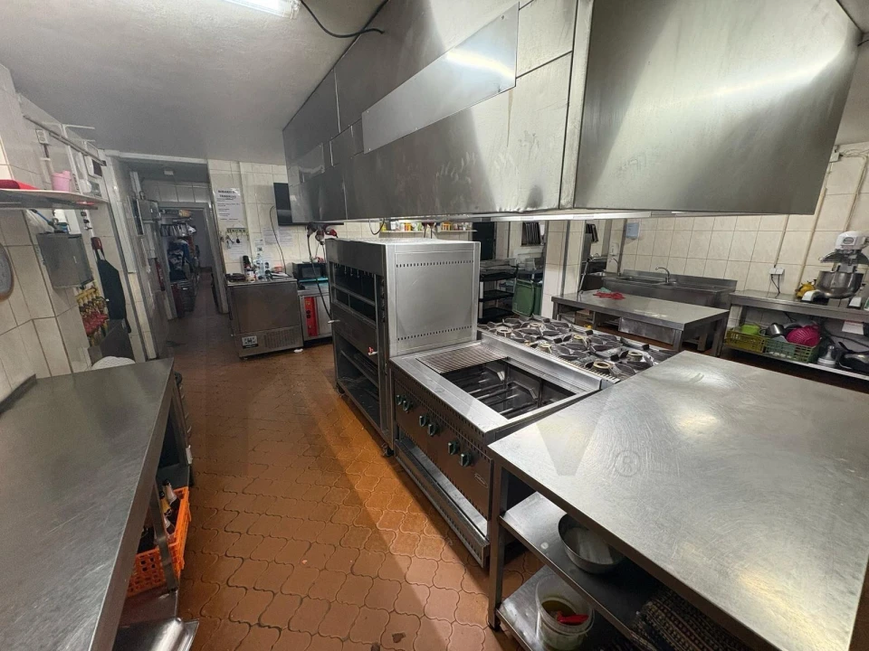 Negócio para Venda em Aguada de Cima Foto 22