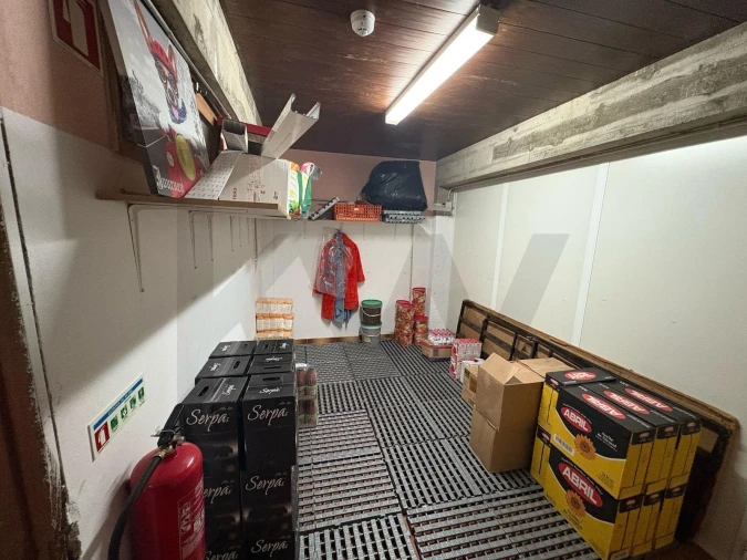 Negócio para Venda em Aguada de Cima Foto 32