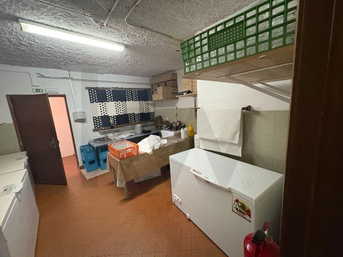 Negócio para Venda em Aguada de Cima Foto 33