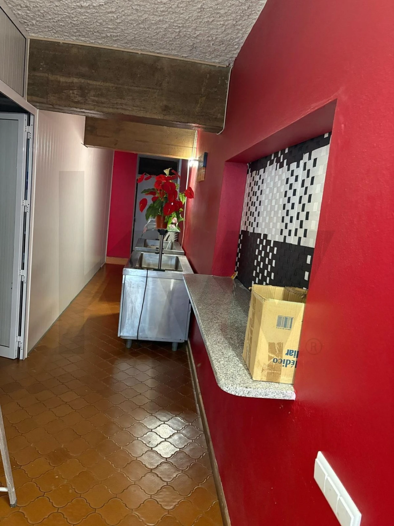 Negócio para Venda em Aguada de Cima Foto 18