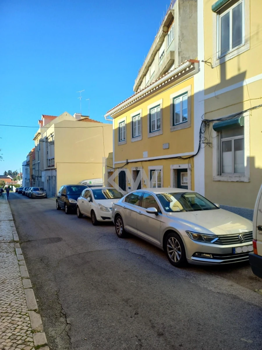 Apartamento T1 para Venda em Ajuda Foto 2