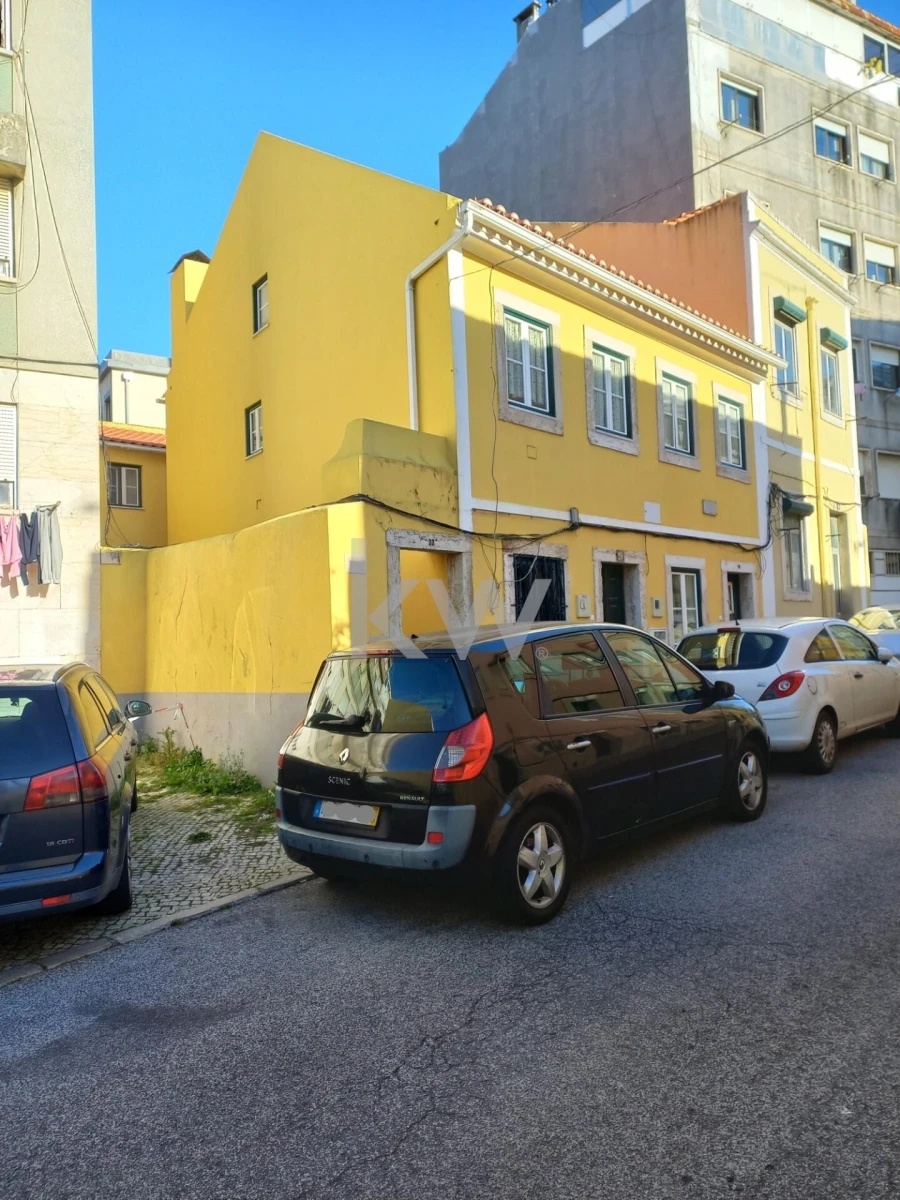 Apartamento T1 para Venda em Ajuda Foto 5