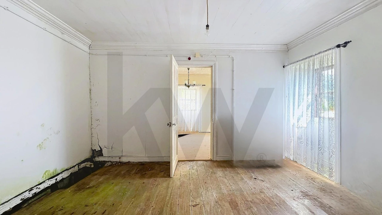 Moradia T2 para Venda em Ribeiras Foto 4