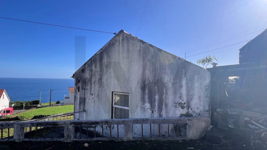 Moradia T2 para Venda em Ribeiras Foto 14