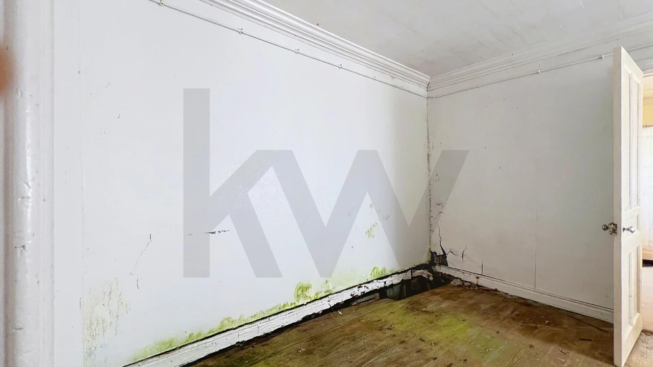 Moradia T2 para Venda em Ribeiras Foto 12