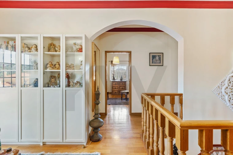 Moradia T5 para Venda em Venda do Pinheiro e Santo Estêvão das Galés Foto 20