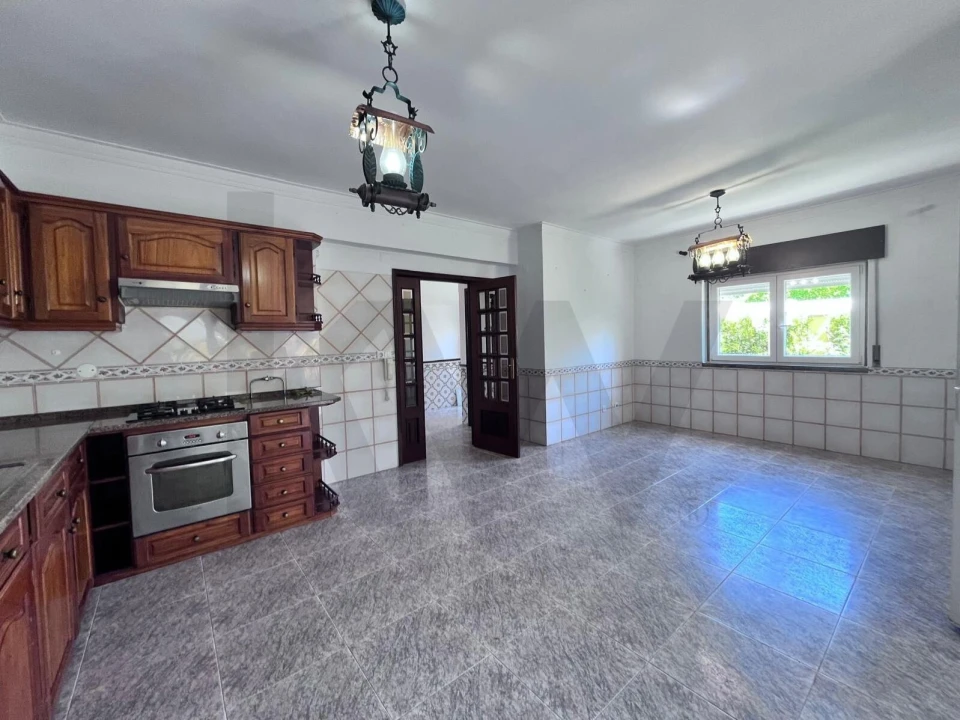 Moradia T4 para Venda em Seixal, Arrentela e Aldeia de Paio Pires Foto 10