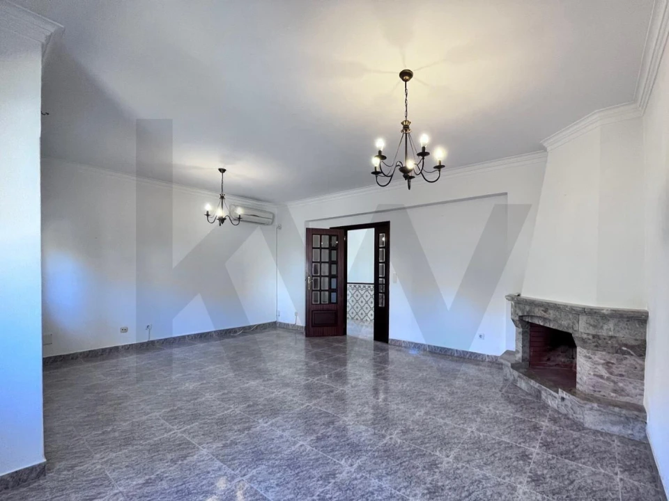 Moradia T4 para Venda em Seixal, Arrentela e Aldeia de Paio Pires Foto 17